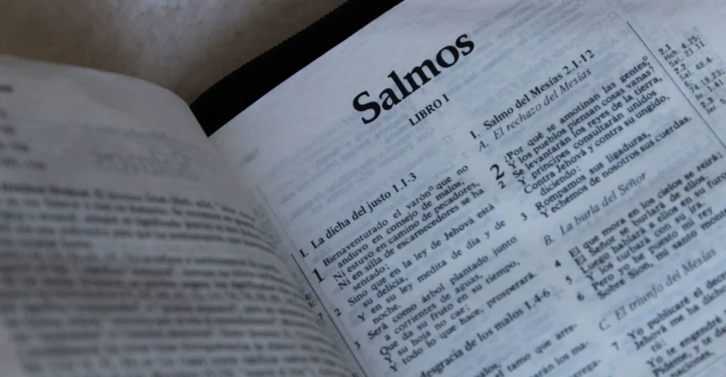 Septiembre mes de la Biblia